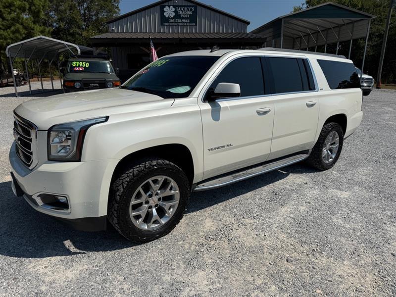 GMC Yukon XL SLT 1/2 Ton 4WD 2015