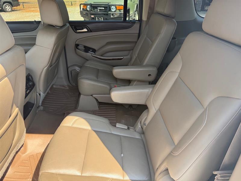 GMC Yukon XL SLT 1/2 Ton 4WD 2015