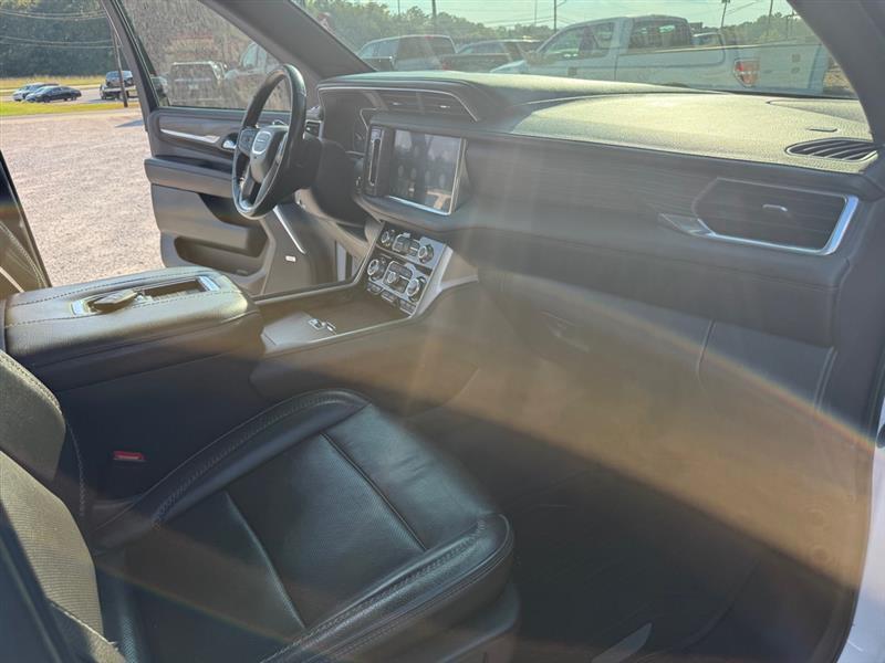 GMC Yukon Denali 2WD 2021