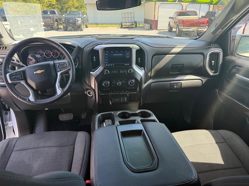 Chevrolet Silverado 1500 LT Crew Cab 4WD 2021