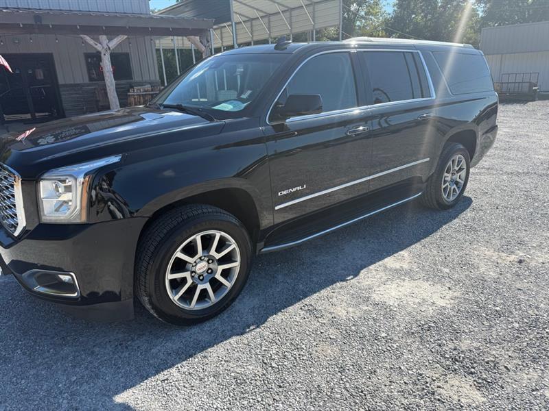 GMC Yukon XL Denali 4WD 2020