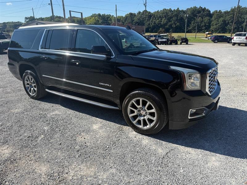 GMC Yukon XL Denali 4WD 2020