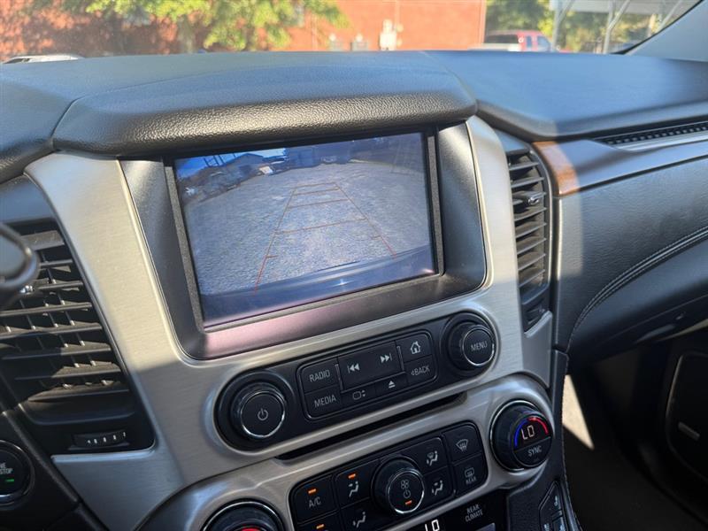 GMC Yukon XL Denali 4WD 2020