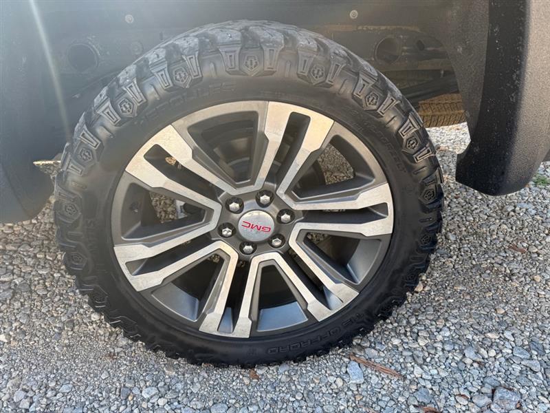 GMC Sierra 1500 SLT Crew Cab Long Box 4WD 2015