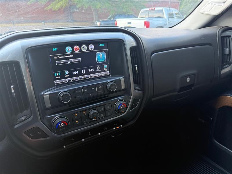 Chevrolet Silverado 1500 LTZ Crew Cab 2WD 2017