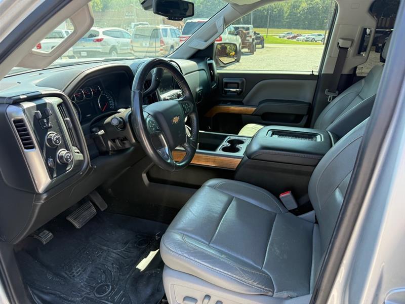 Chevrolet Silverado 1500 LTZ Crew Cab 4WD 2018