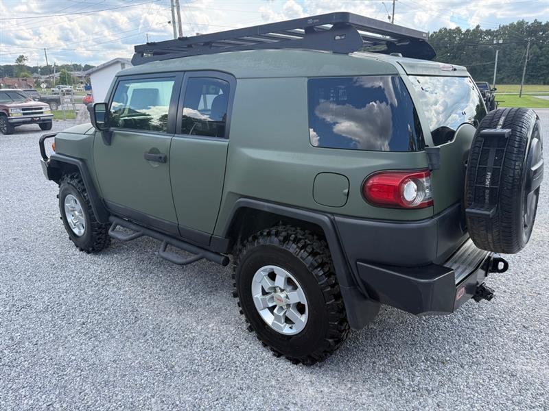 Toyota FJ Cruiser 4WD AT 2014