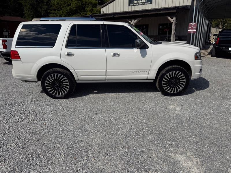 Lincoln Navigator 4WD 2015