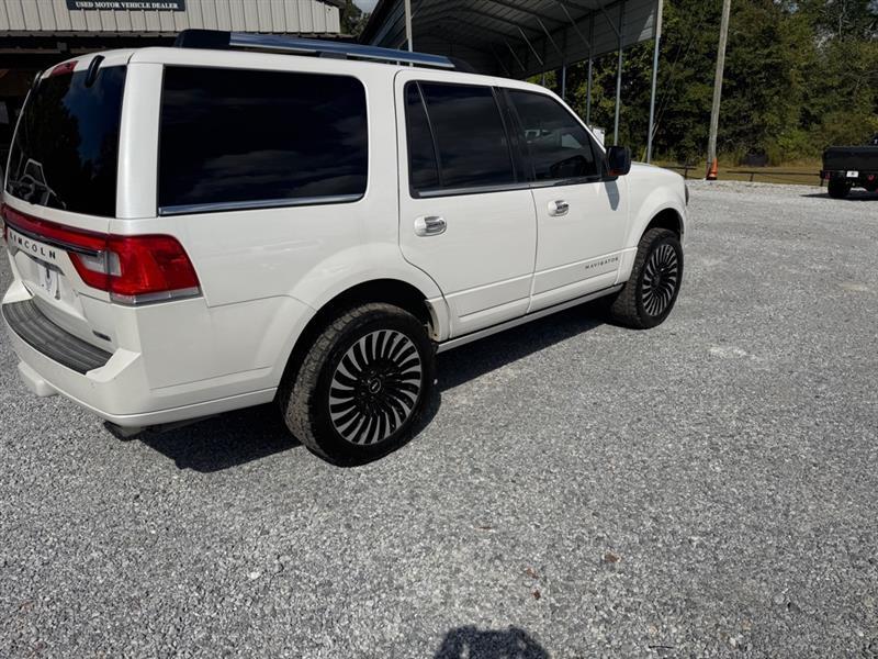 Lincoln Navigator 4WD 2015