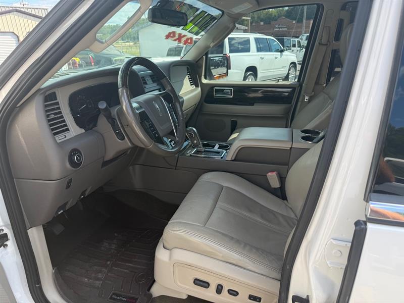 Lincoln Navigator 4WD 2015