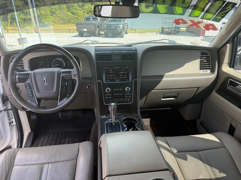 Lincoln Navigator 4WD 2015