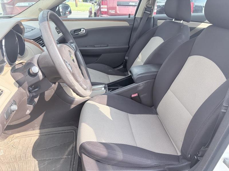 Chevrolet Malibu 1LT 2012