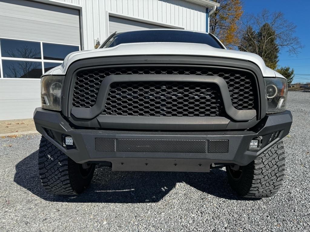 RAM 1500 Tradesman Quad Cab 4WD 2017