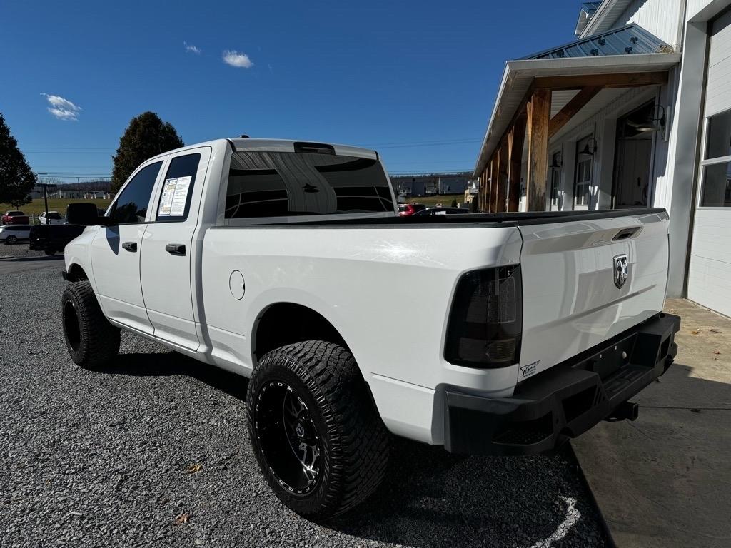 RAM 1500 Tradesman Quad Cab 4WD 2017