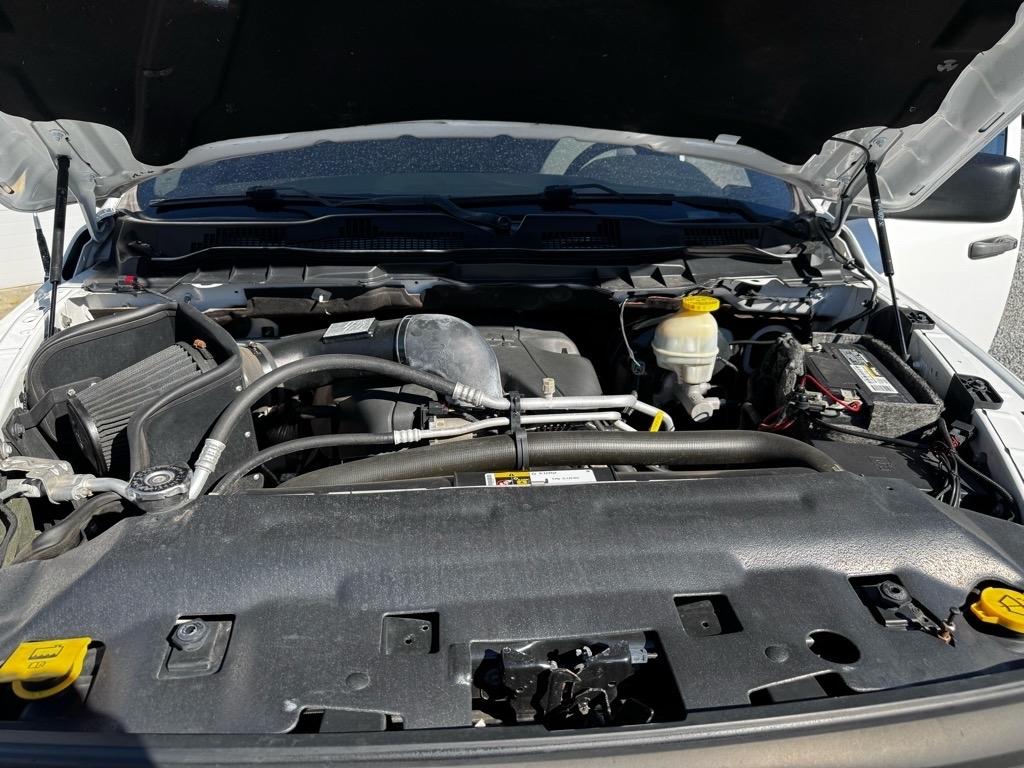 RAM 1500 Tradesman Quad Cab 4WD 2017