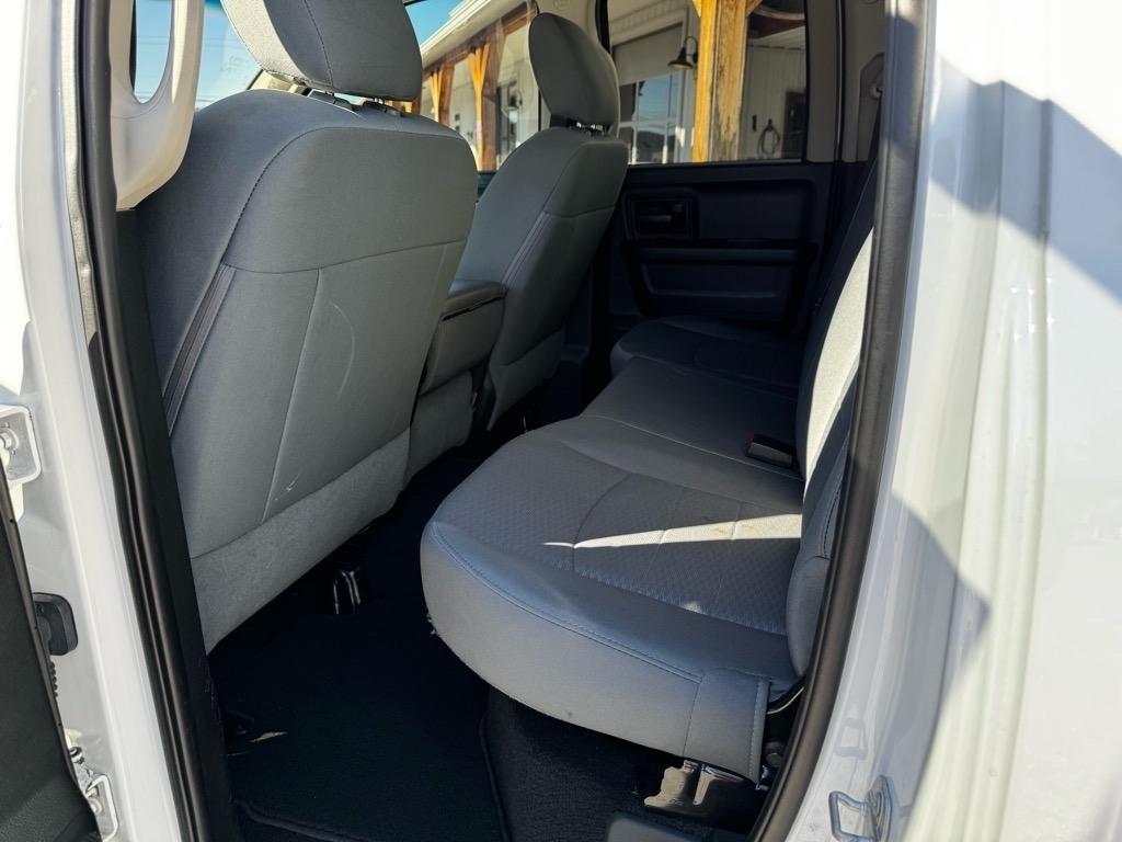 RAM 1500 Tradesman Quad Cab 4WD 2017