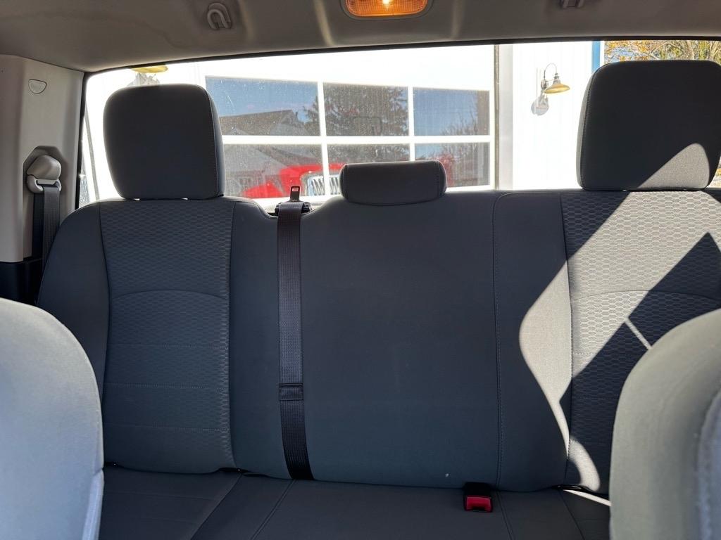 RAM 1500 Tradesman Quad Cab 4WD 2017