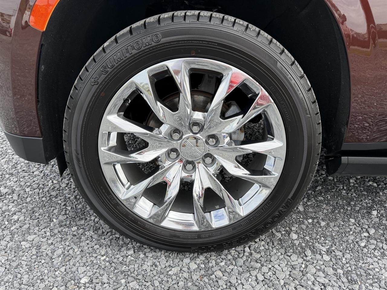 GMC Yukon XL Denali 4WD 2022