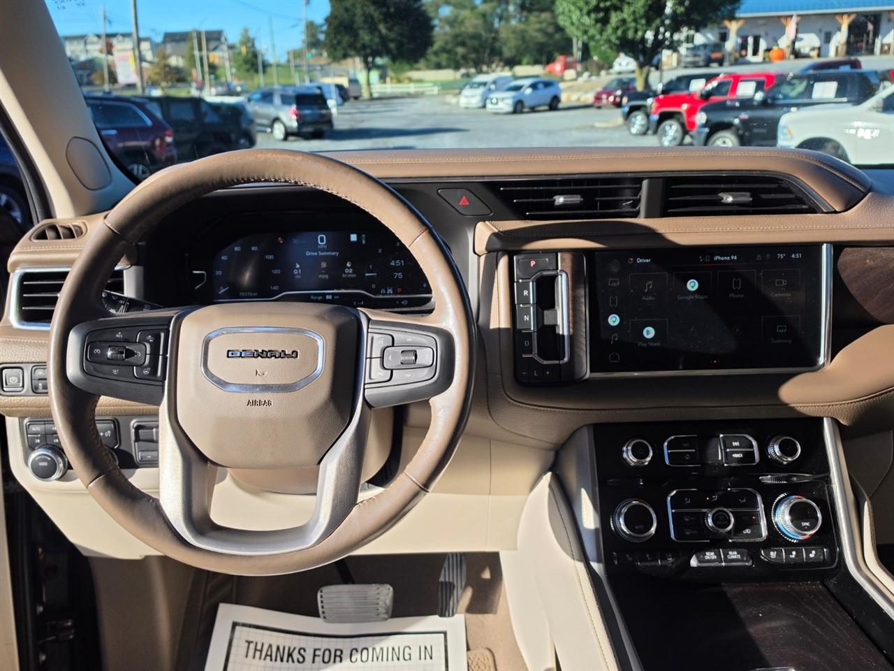 GMC Yukon XL Denali 4WD 2022