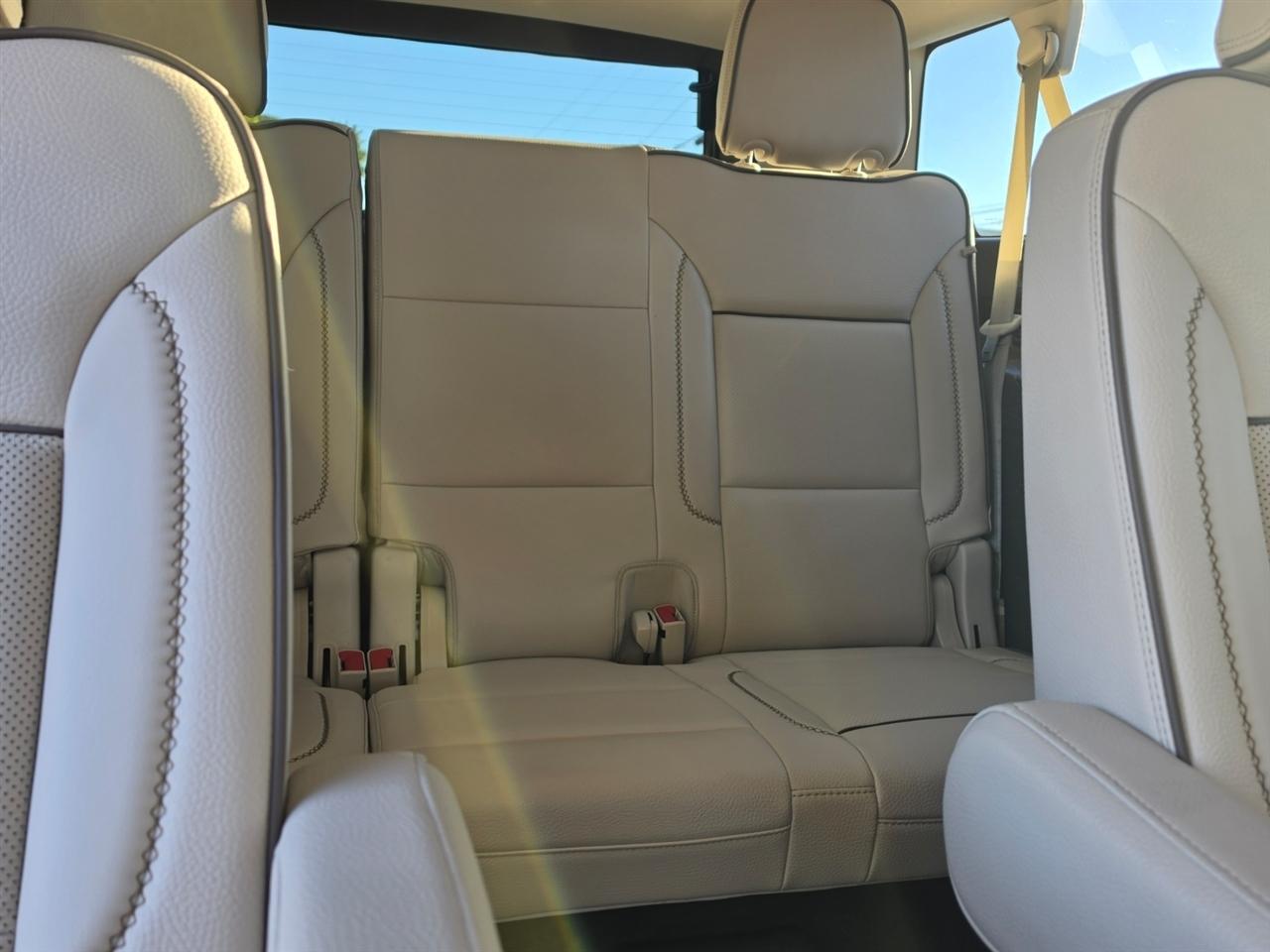 GMC Yukon XL Denali 4WD 2022