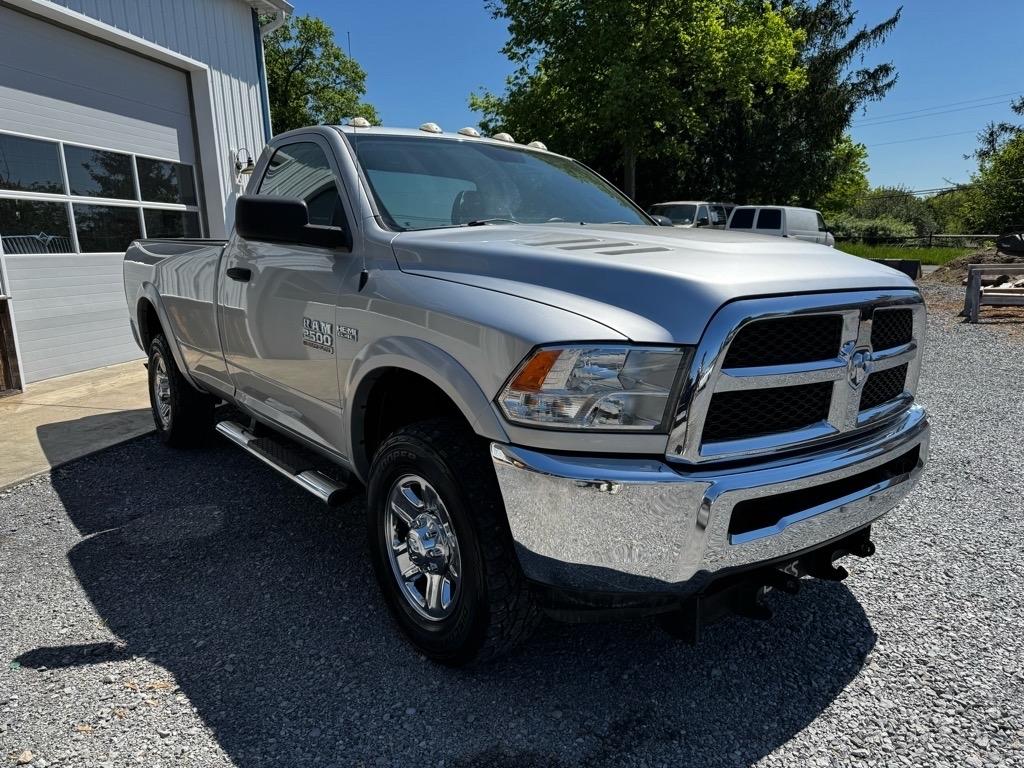 RAM 2500 ST 4WD 2014