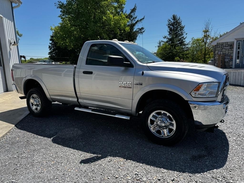 RAM 2500 ST 4WD 2014