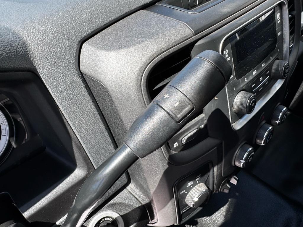 RAM 2500 ST 4WD 2014