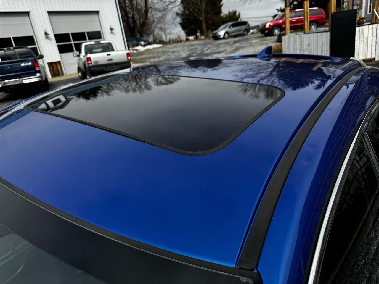 Honda Civic EX-L w/ Navigation 2017