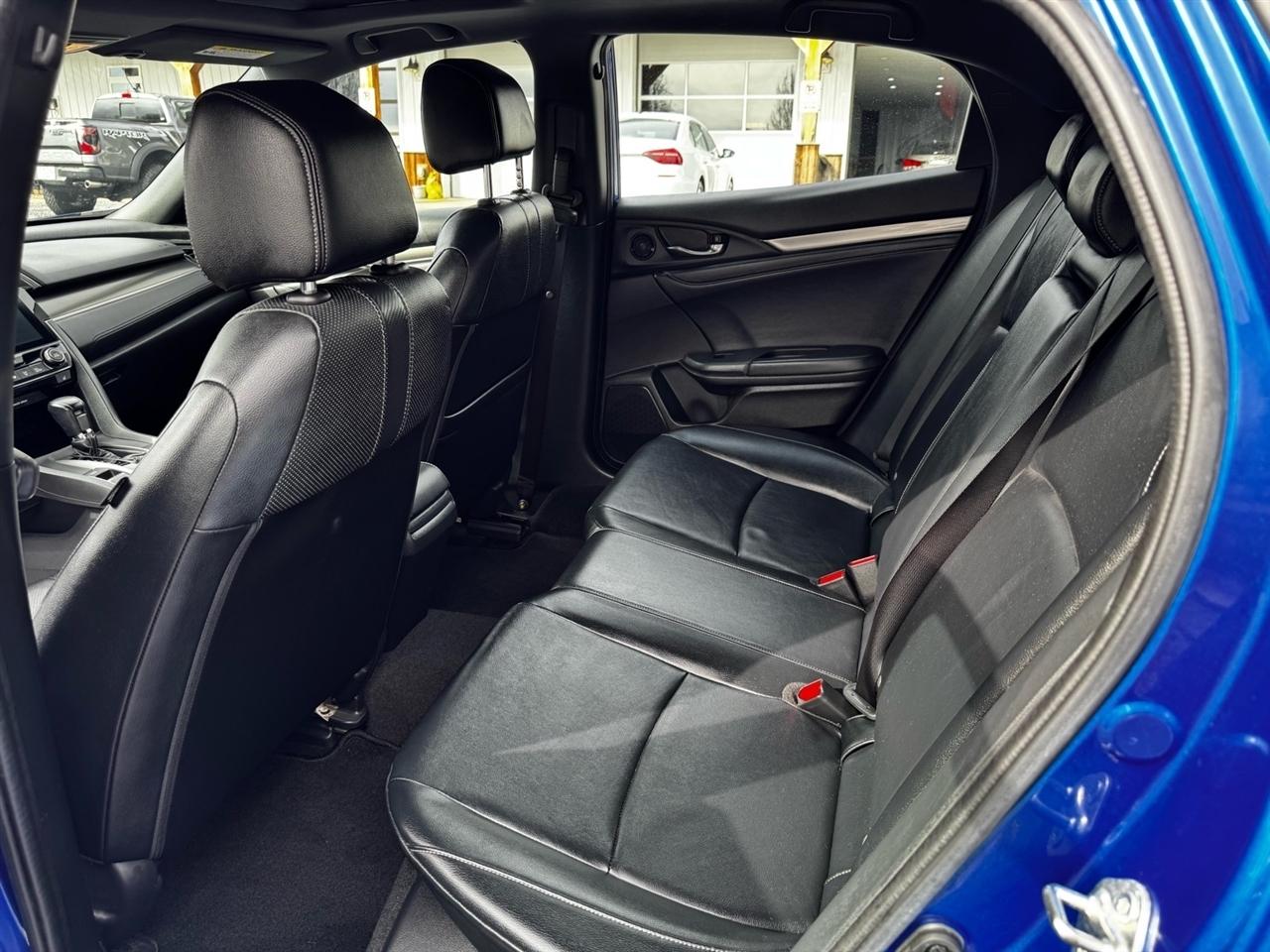 Honda Civic EX-L w/ Navigation 2017