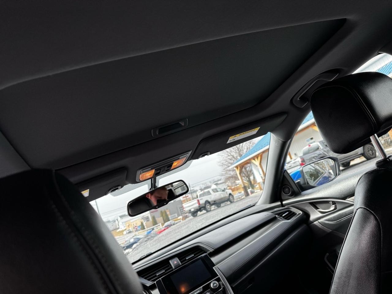 Honda Civic EX-L w/ Navigation 2017