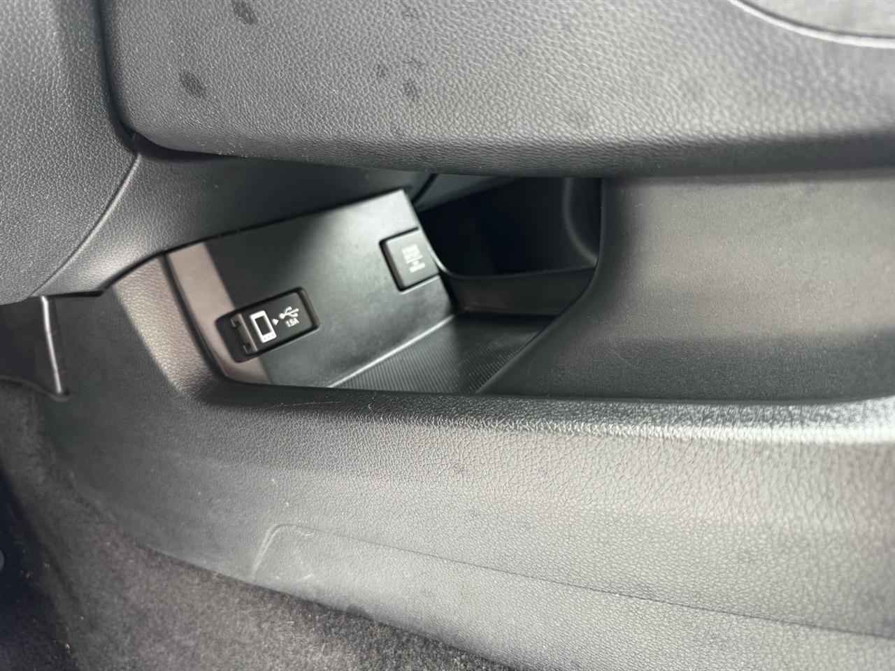 Honda Civic EX-L w/ Navigation 2017