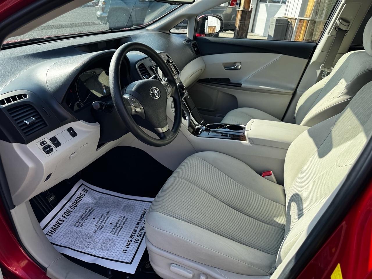 Toyota Venza AWD V6 2011