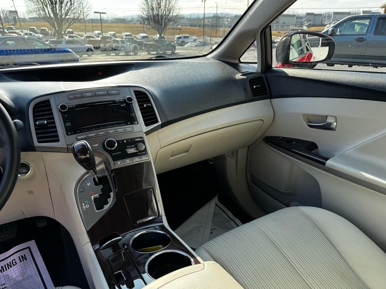 Toyota Venza AWD V6 2011