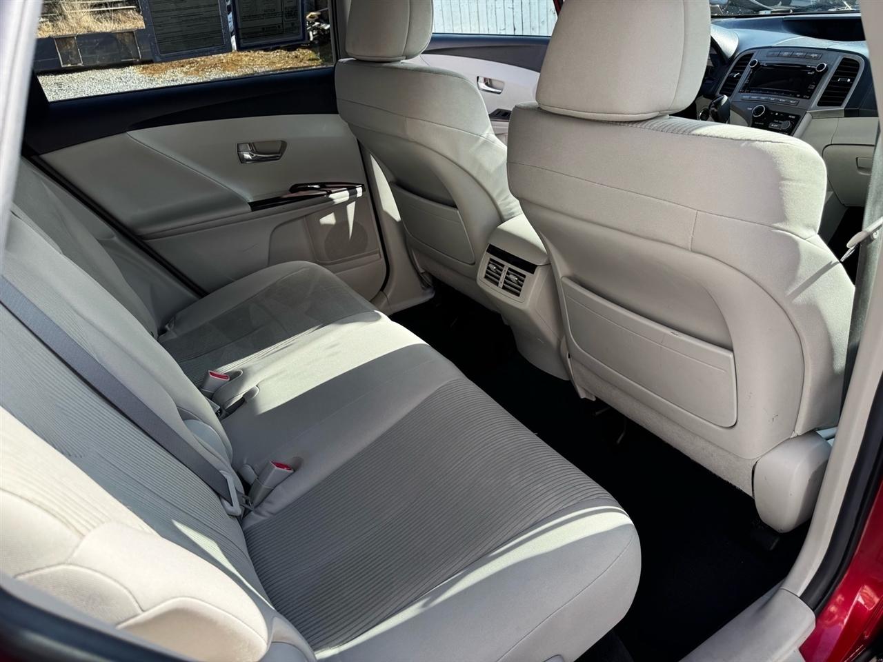 Toyota Venza AWD V6 2011