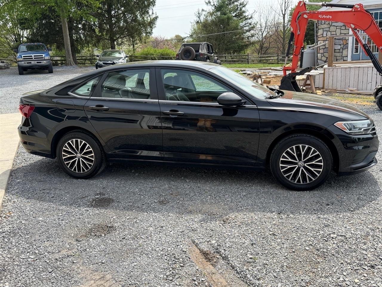 Volkswagen Jetta 1.4T S 8A 2021