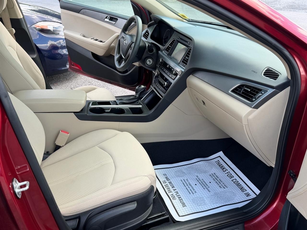 Hyundai Sonata SE 2016