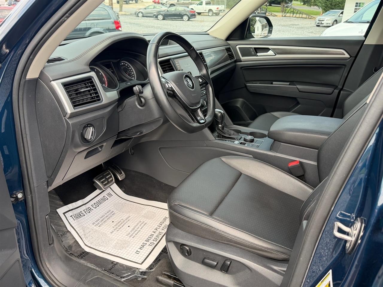 Volkswagen Atlas V6 SE w/Technology R-Line 4MOTION 2019