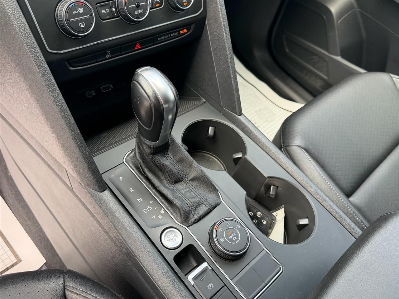 Volkswagen Atlas V6 SE w/Technology R-Line 4MOTION 2019