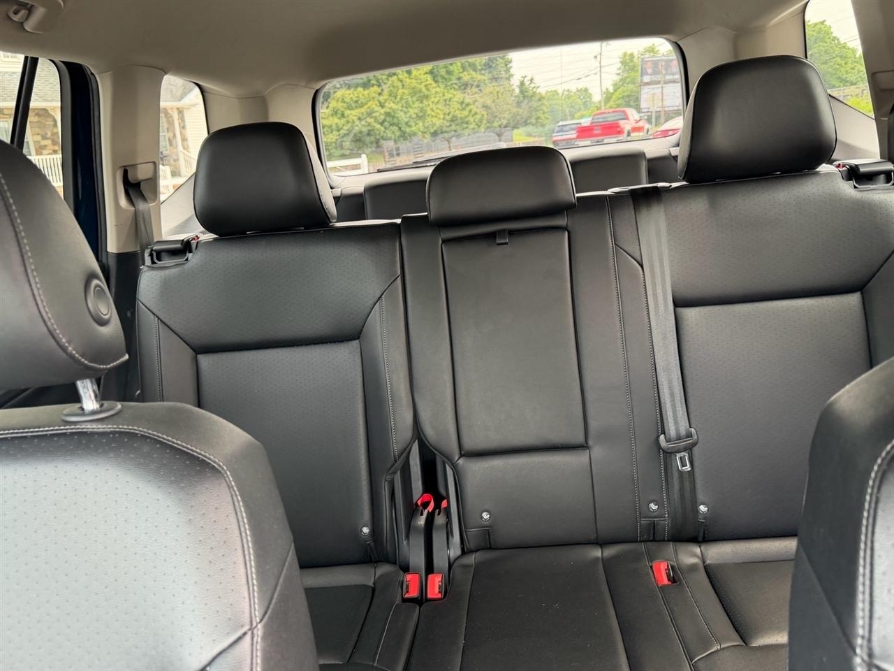 Volkswagen Atlas V6 SE w/Technology R-Line 4MOTION 2019