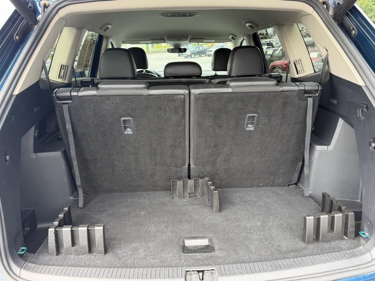 Volkswagen Atlas V6 SE w/Technology R-Line 4MOTION 2019