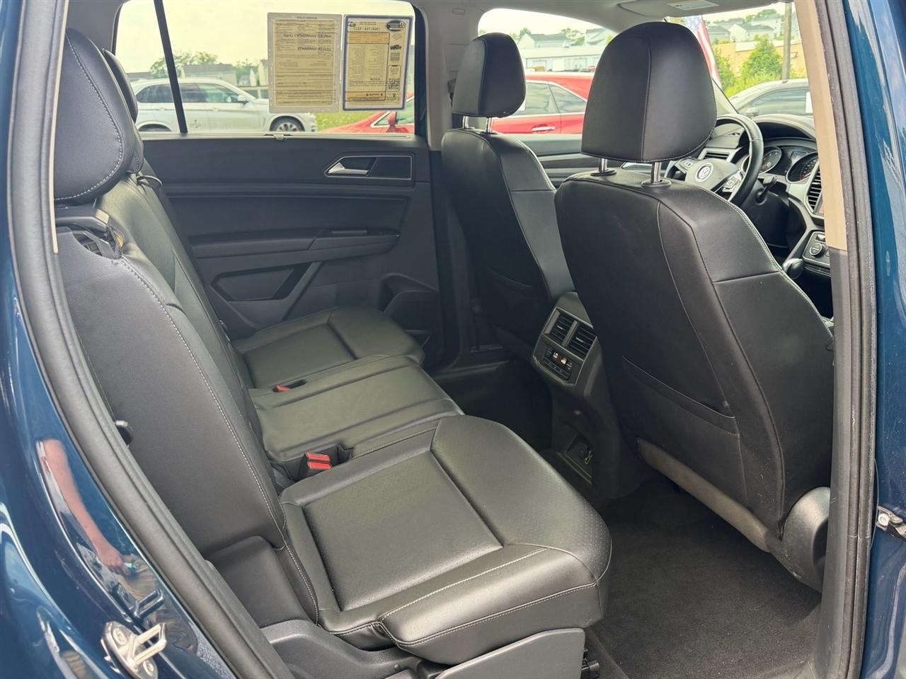 Volkswagen Atlas V6 SE w/Technology R-Line 4MOTION 2019
