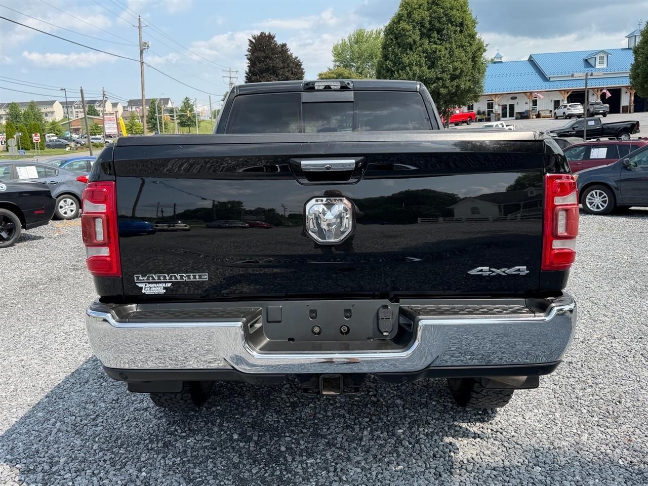 RAM 3500 Laramie Crew Cab SWB 4WD 2021