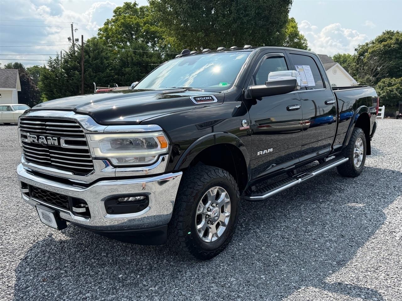 RAM 3500 Laramie Crew Cab SWB 4WD 2021