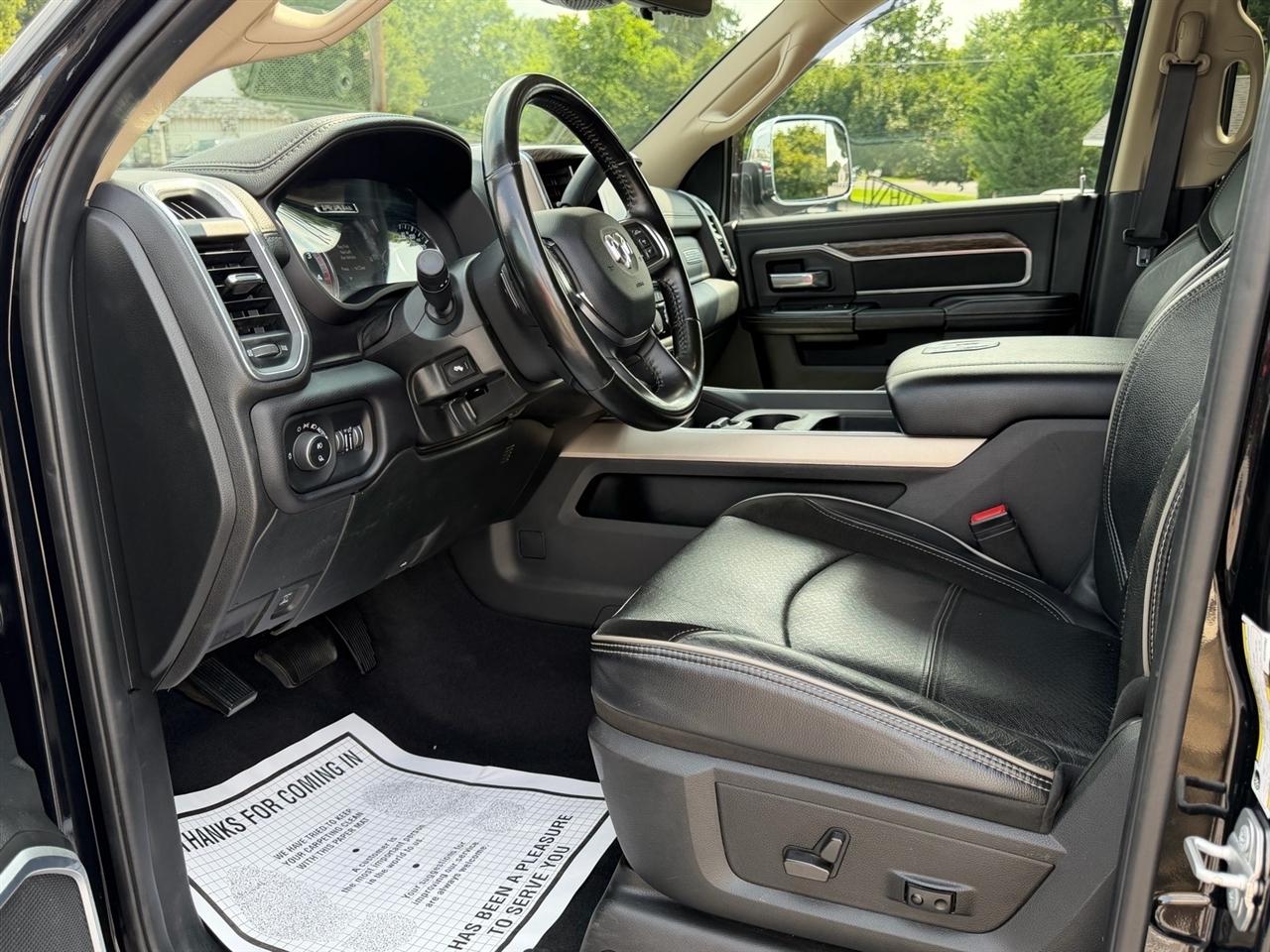 RAM 3500 Laramie Crew Cab SWB 4WD 2021