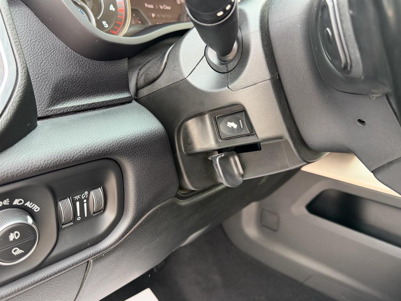 RAM 3500 Laramie Crew Cab SWB 4WD 2021