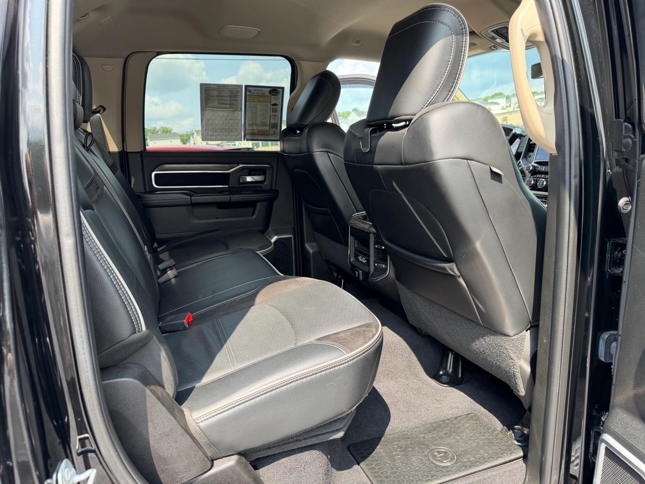 RAM 3500 Laramie Crew Cab SWB 4WD 2021