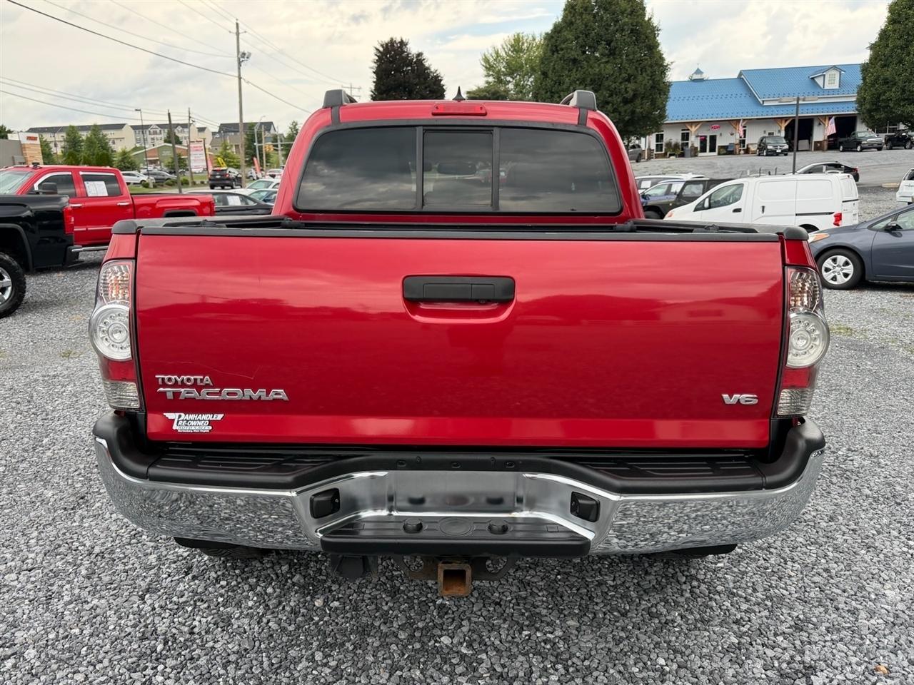 Toyota Tacoma Double Cab V6 6MT 4WD 2015