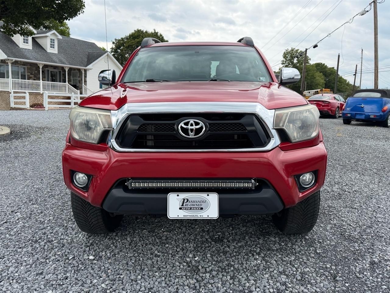 Toyota Tacoma Double Cab V6 6MT 4WD 2015