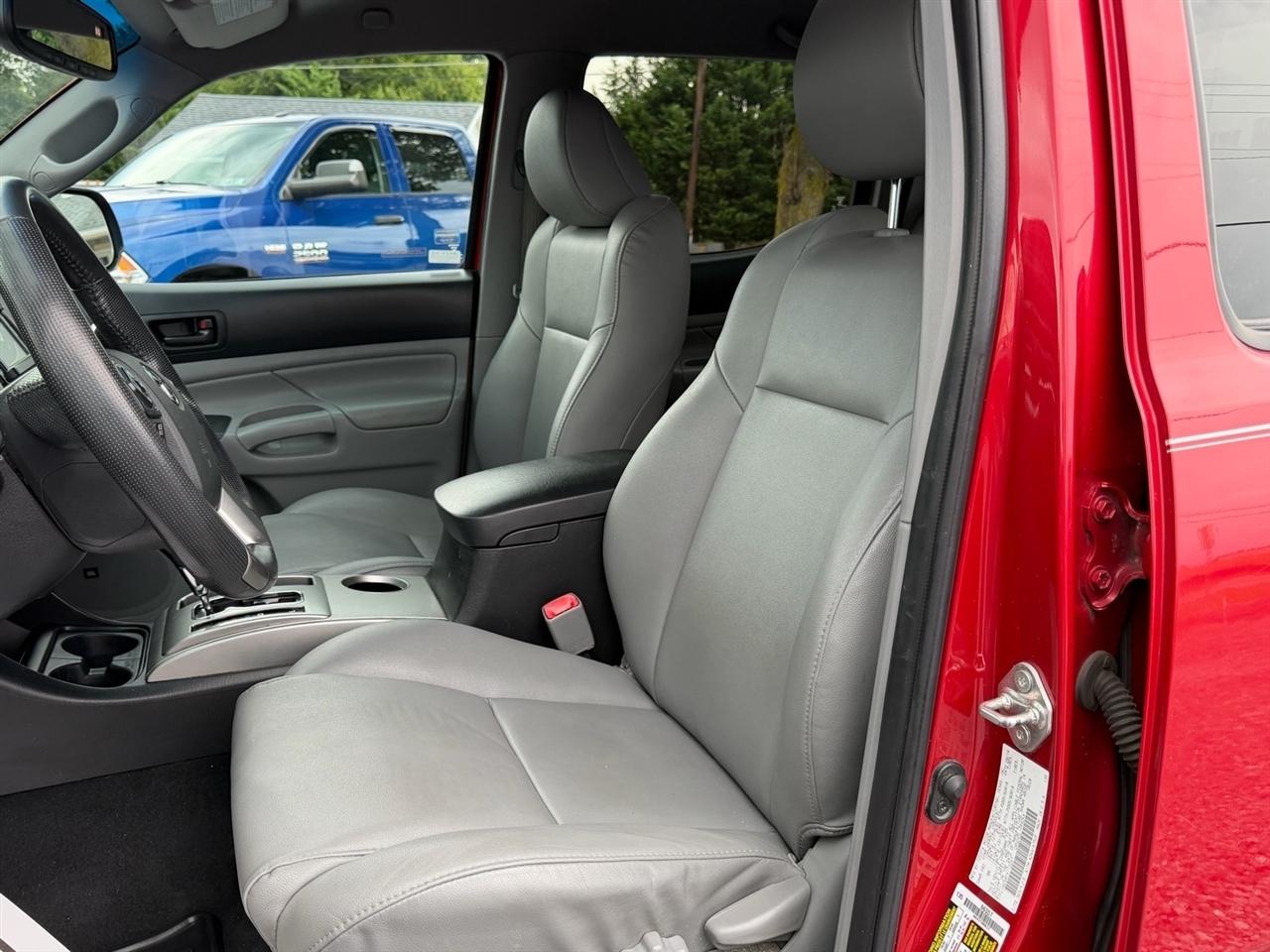 Toyota Tacoma Double Cab V6 6MT 4WD 2015