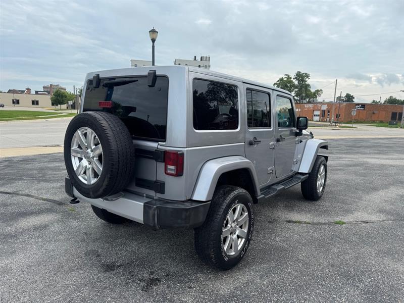Jeep Wrangler Unlimited Sahara 4WD 2014